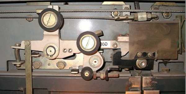 型号RJ31A电梯轿门锁，电梯轿门锁故障