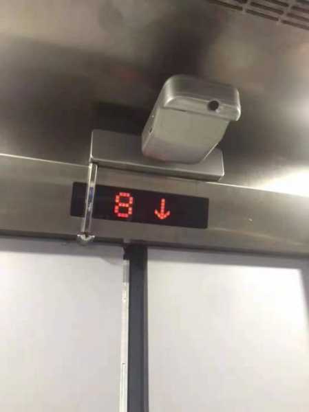 电梯投影仪规格型号怎么看？电梯投影设备安装？