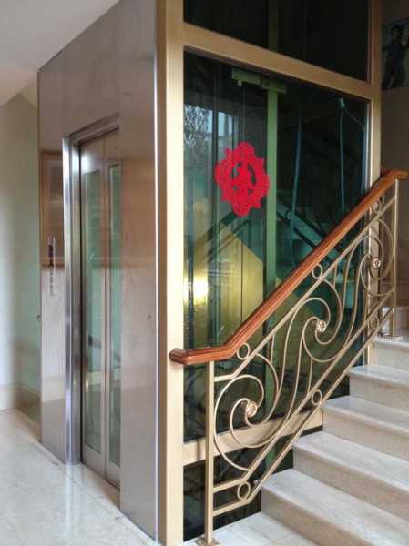 怎么选观光电梯门窗型号，怎么选观光电梯门窗型号和型号？
