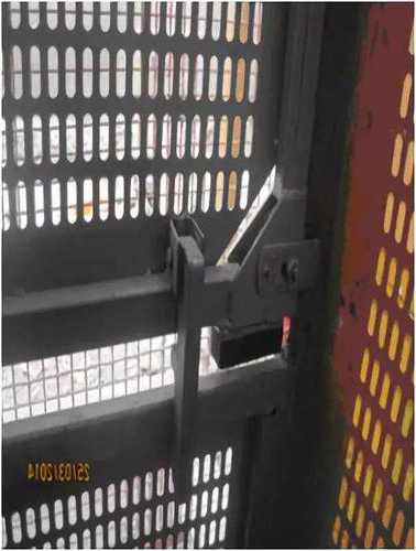 施工电梯门安全锁钩型号，电梯层门锁钩间隙标准！