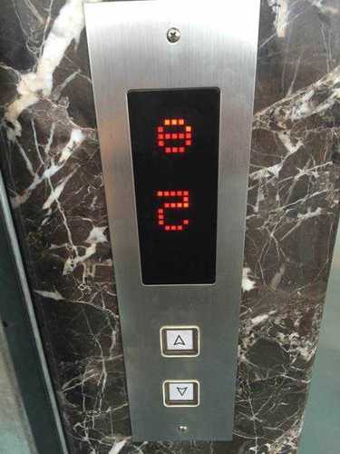 电梯主机pm23型号，电梯m23故障？