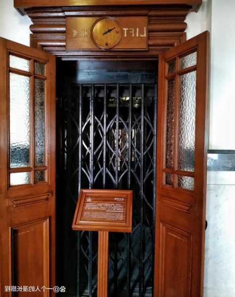 国产最早的电梯型号是哪个，中国最早的电梯公寓？